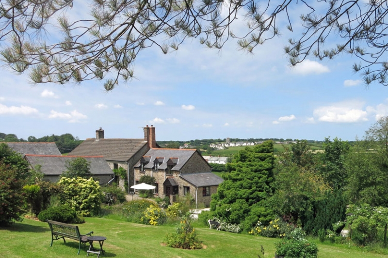 House & Garden