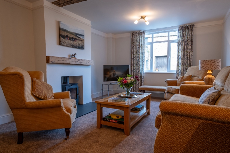 Lounge at Pickwell Barton Cottage, Woolacombe.