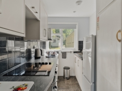 kitchen Fuchsia