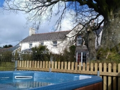 beech house with hot tub