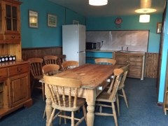 Campers washing up room fridge & freezer