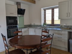 The Parlour - dining and kitchen area